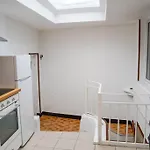 Familiale Avec Jardin Au Centre De Appartement
