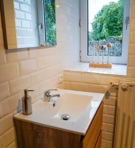 Familiale Avec Jardin Au Centre De Appartement